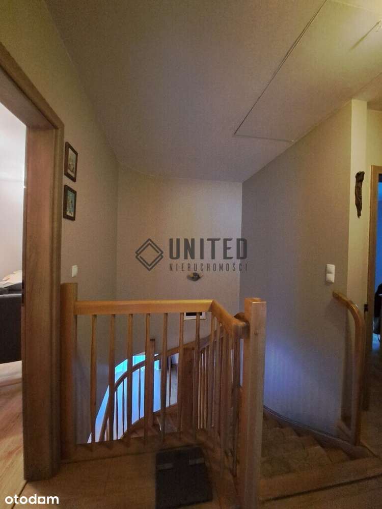 Dom wolnostojący w Miłoszycach z pięknym ogrodem-12