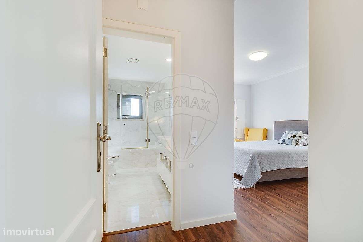 Moradia T4 para venda - Grande imagem: 4/45