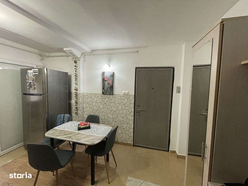 Apartament de vanzare - Imagine principală: 5/8