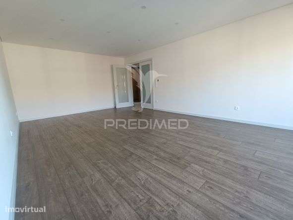 T4 Último Piso com Terraço de 120 m² na Rotunda da Boavista – Porto - Grande imagem: 4/10