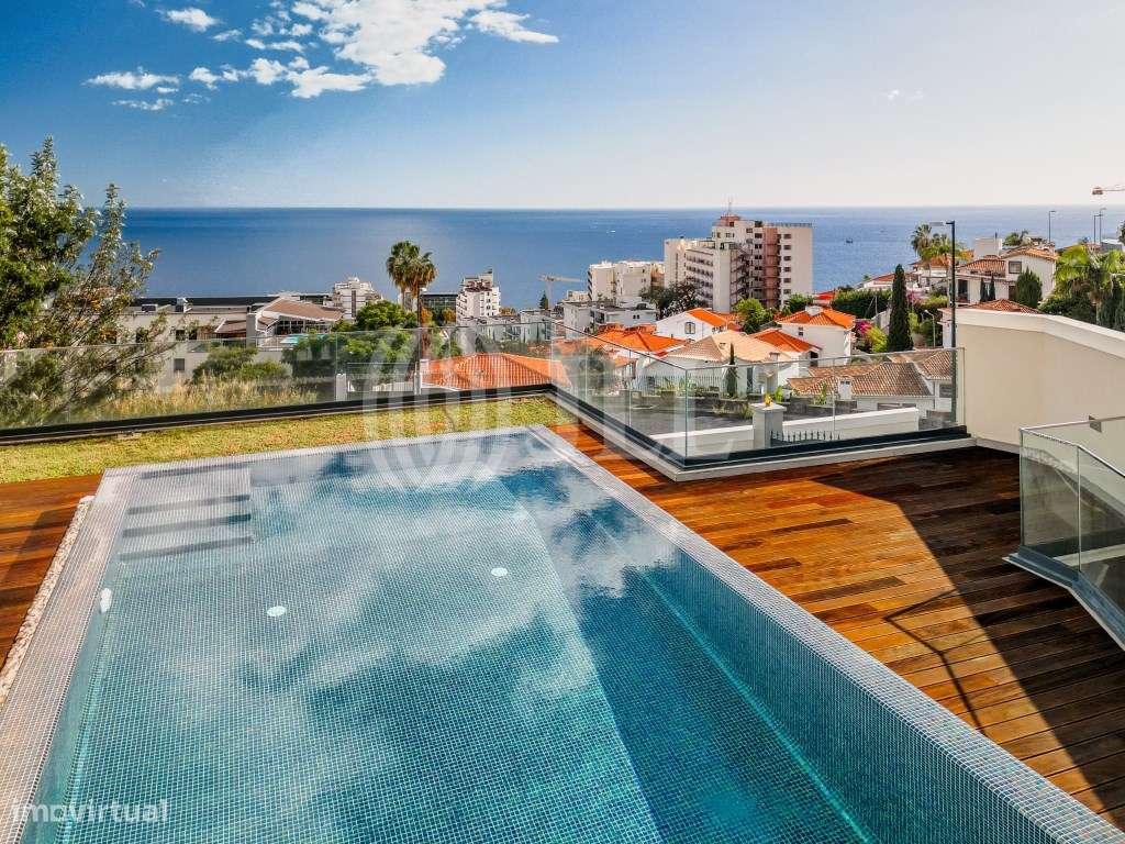 Moradia T3 com piscina e vista mar, no Funchal, Madeira - Grande imagem: 2/32