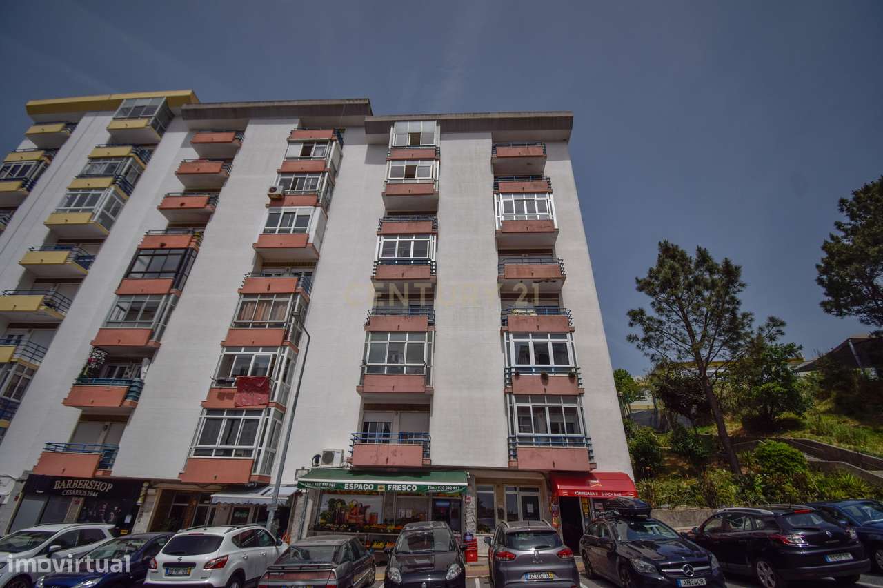 T3 Luminoso na Rinchoa (Rio de Mouro) | Varandas a Sul | Excelente Loc-24