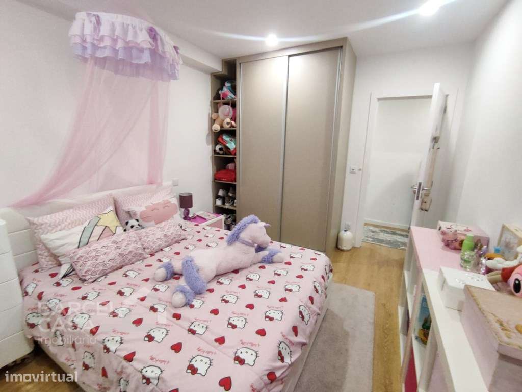 T3 Totalmente Renovado, Equipado e com Varanda, à Entrada da Cidade...-25