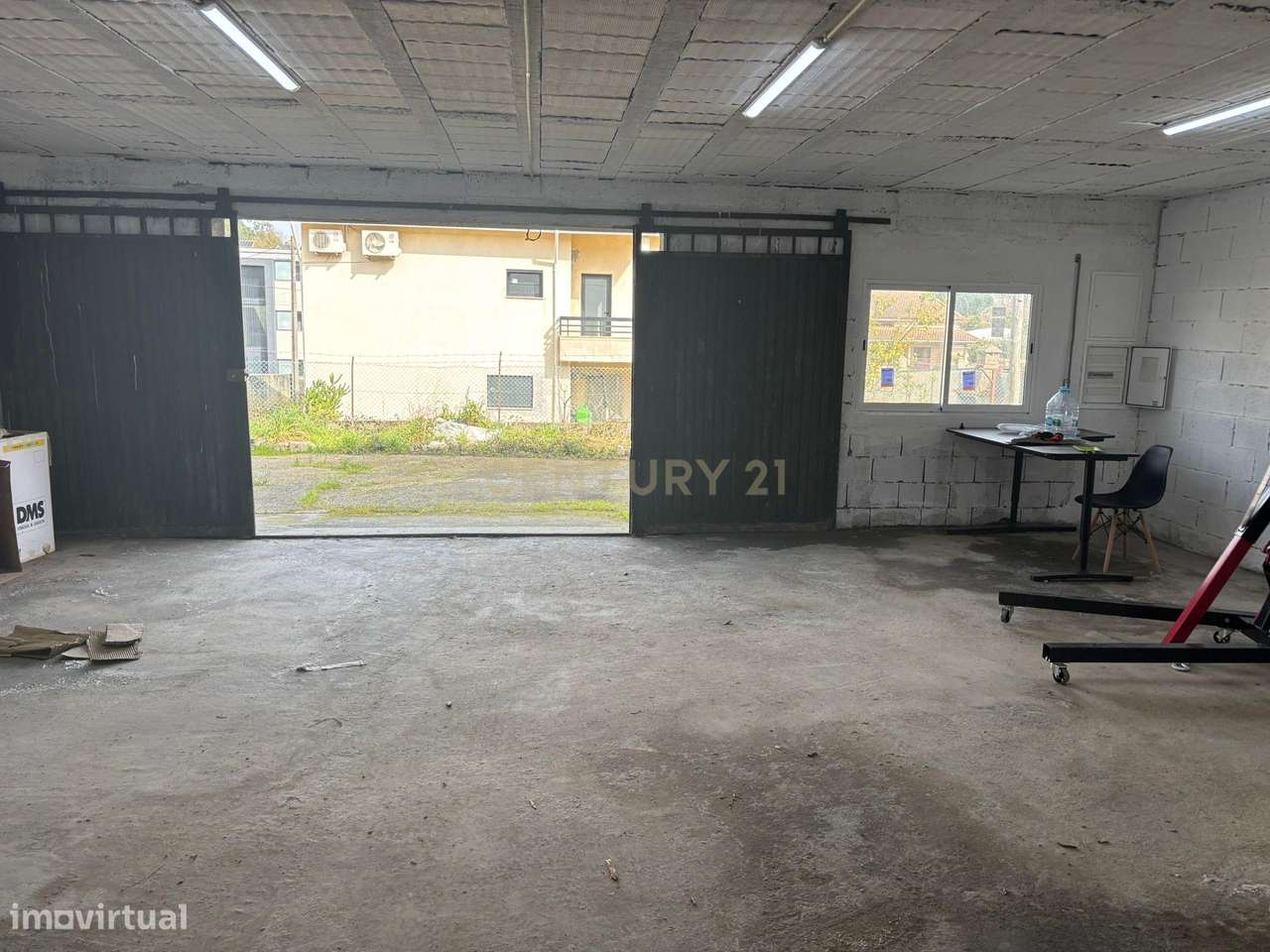 Armazém/Garagem com 119m² em Landim, Vila Nova de Famalicão, com casa - Grande imagem: 4/14