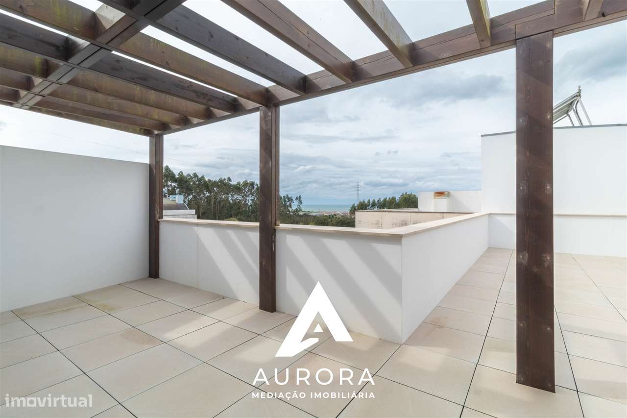 APARTAMENTO T4 DUPLEX TERRAÇO COM 89M2 VISTA MAR - Grande imagem: 4/41