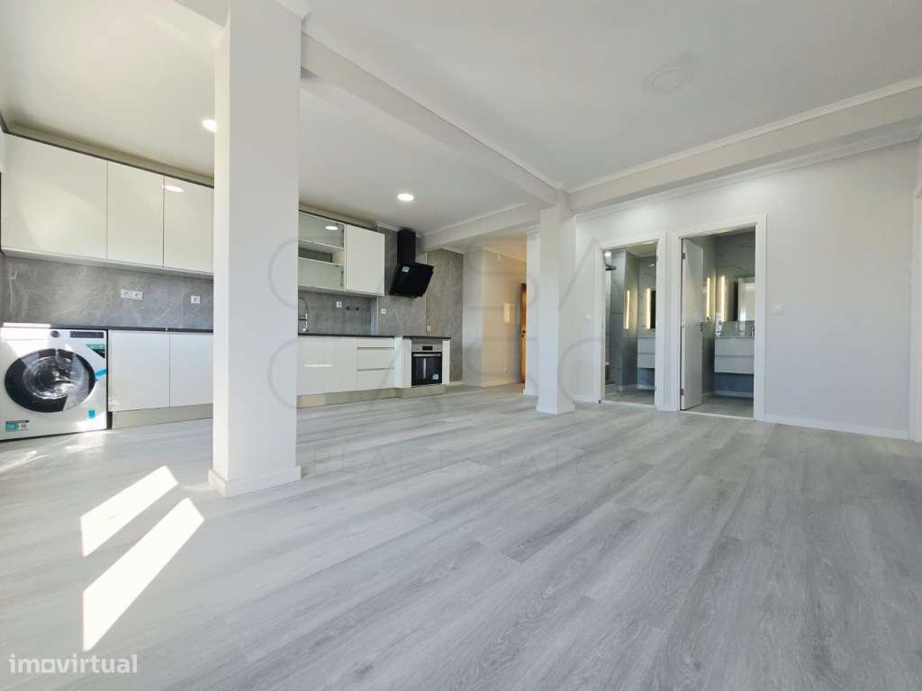 T2 Remodelado com Vista Rio e Ampla Arrecadação | Fonte do Lavra, S...-0
