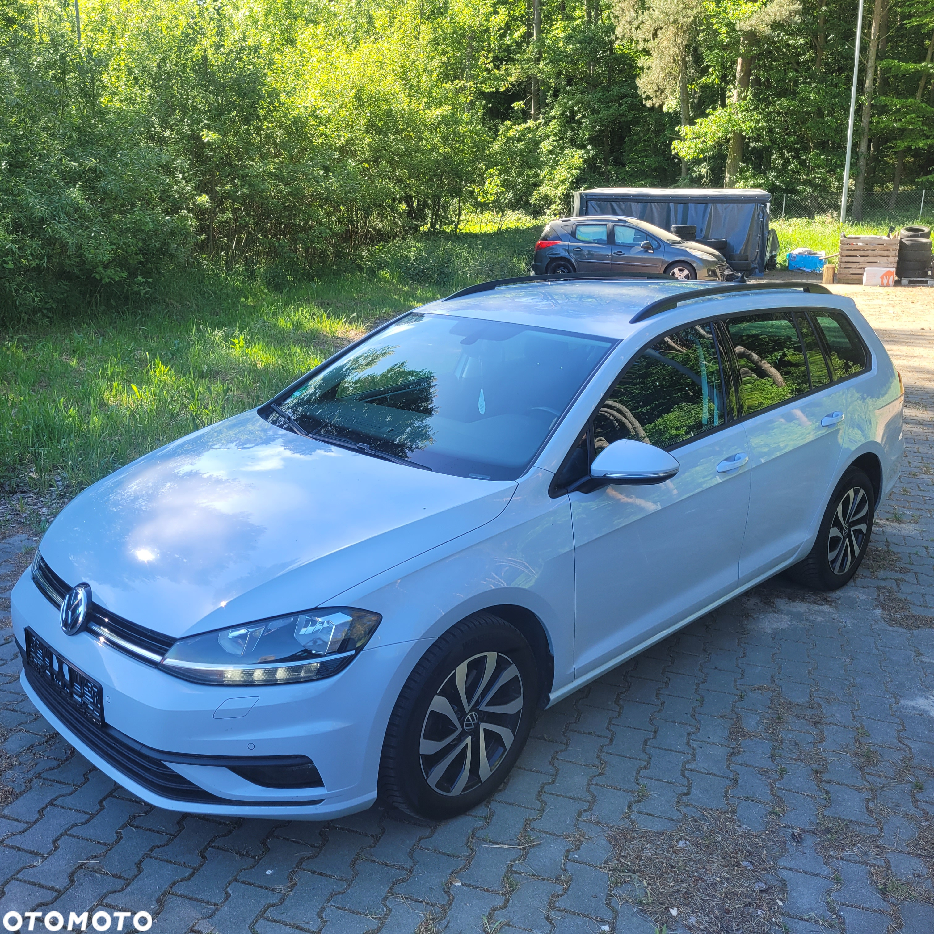 Volkswagen Golf 1.6 TDI (BlueMotion Technology) DSG Comfortline - 11