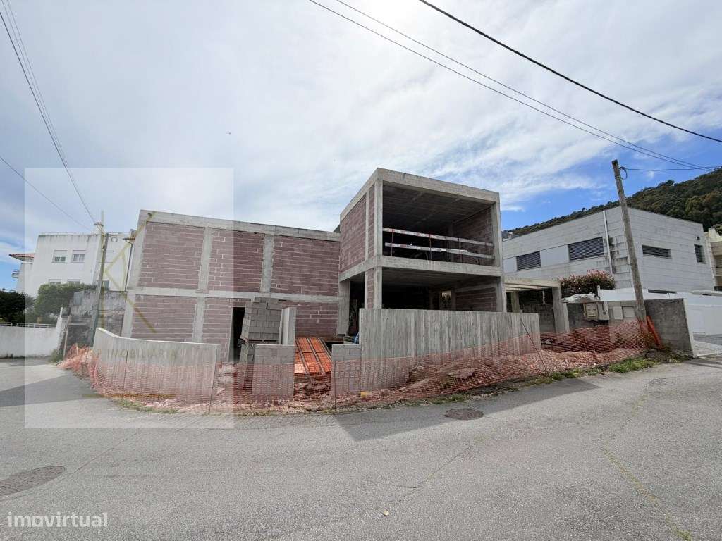 Moradias Exclusivas em Construção - Zona da Abelheira - Meadela/Via...-15