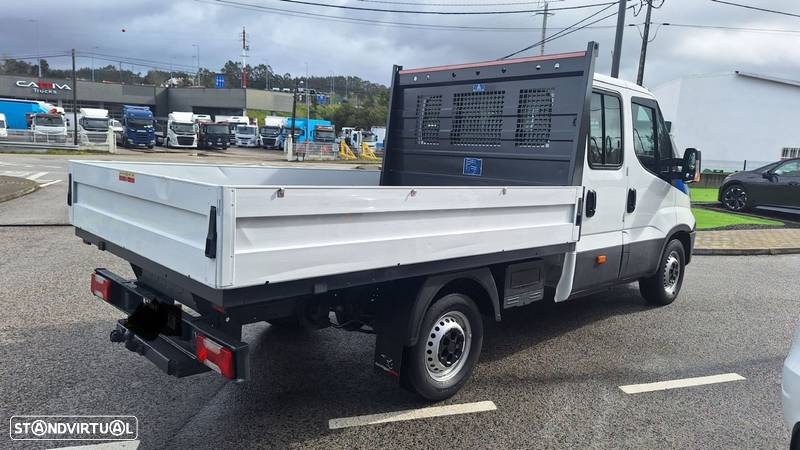 Iveco Daily 35c16 2.3 cabine dupla 156cv  3500kgs - 12