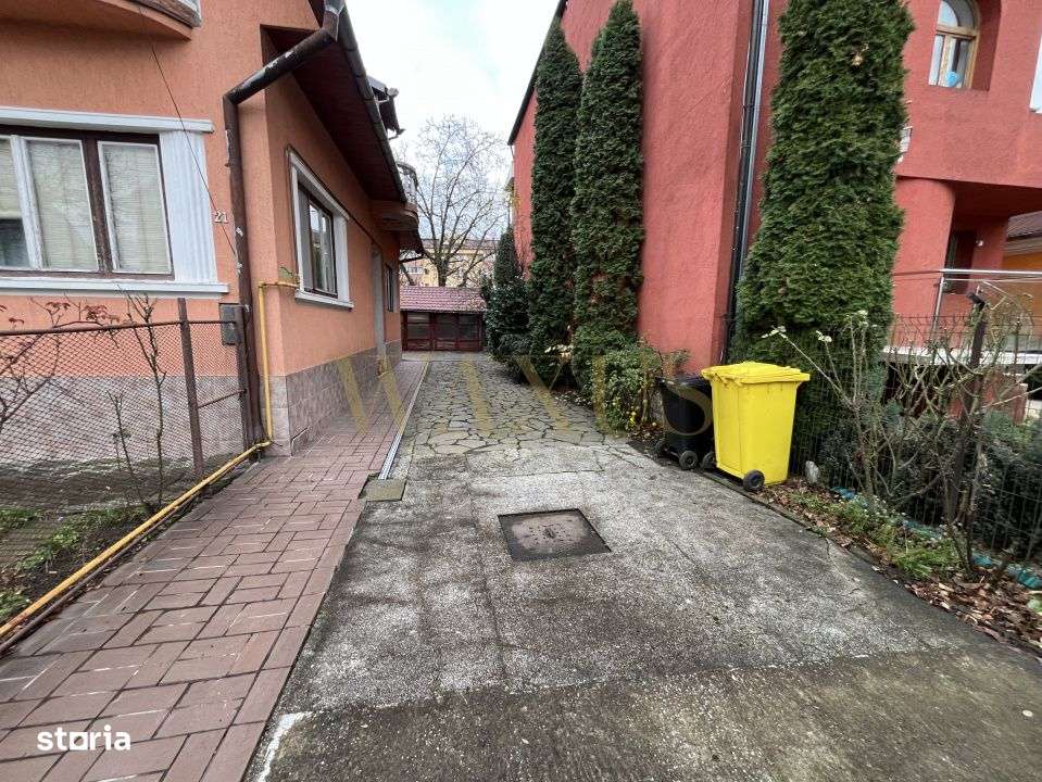 Casa de vanzare , strada Nicolae Balcescu - Imagine principală: 4/18