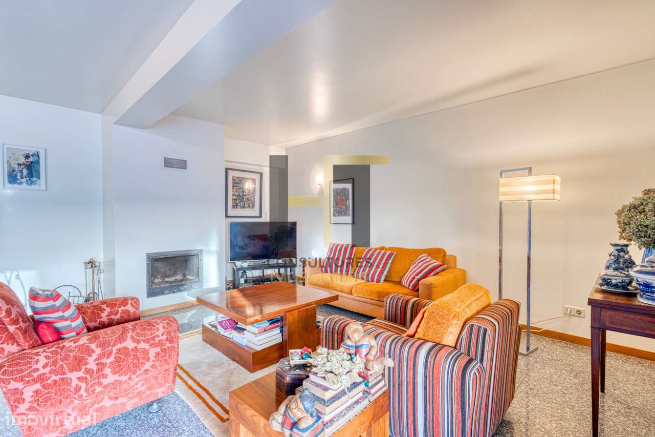 Apartamento T3 em Condomínio Fechado com Garagem Fechada e Vistas des - Grande imagem: 3/32