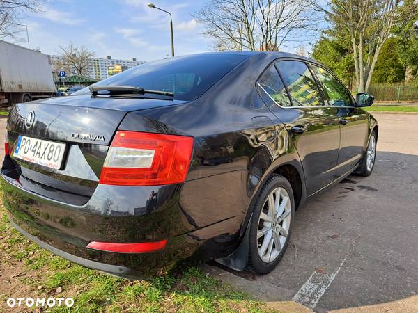 Skoda Octavia 1.4 TSI Ambition DSG - 4