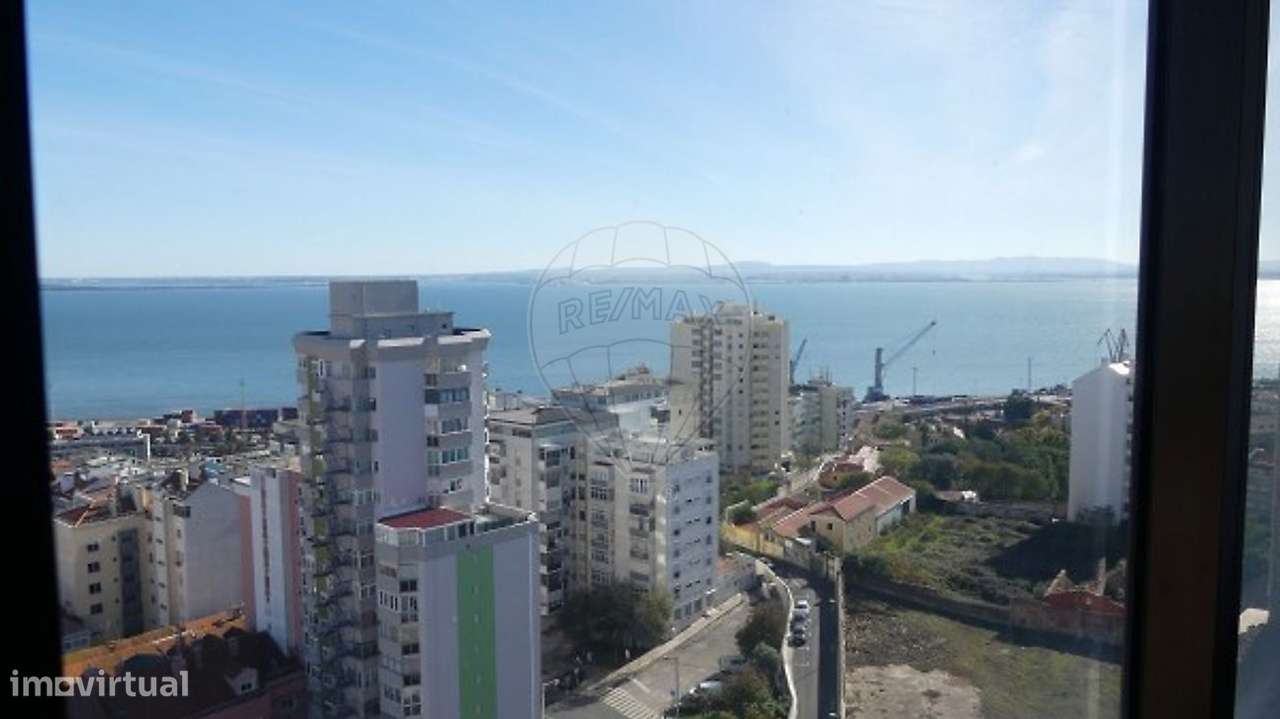 Apartamento T2 para arrendamento - Grande imagem: 2/17