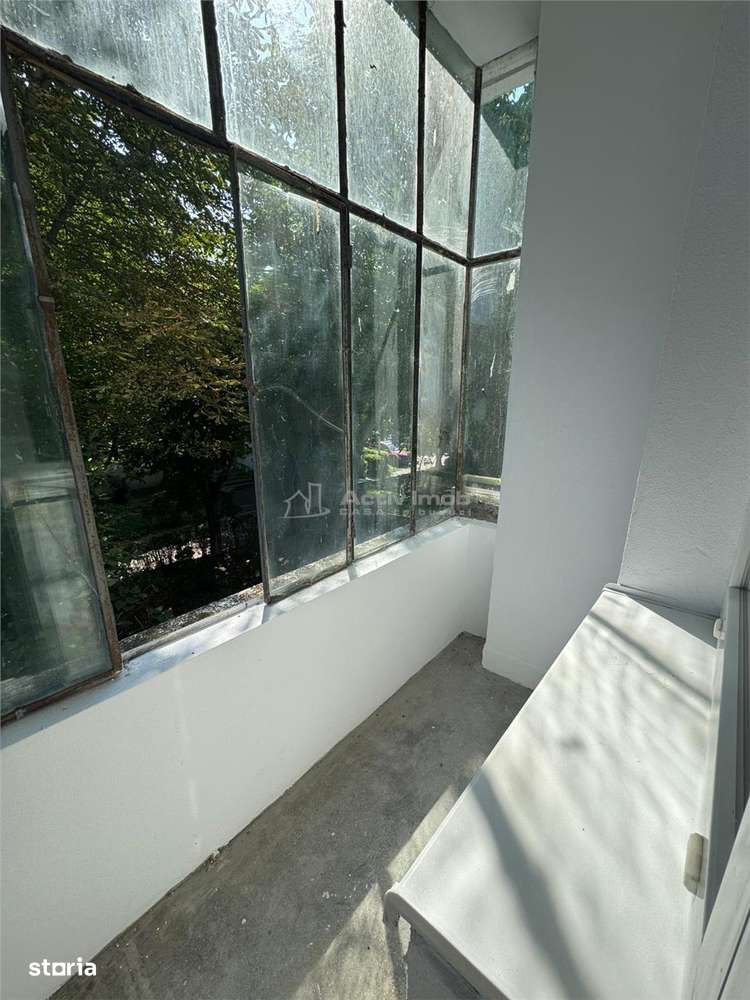 2 camere - Ultracentral - Etaj 1 - Imagine principală: 5/6