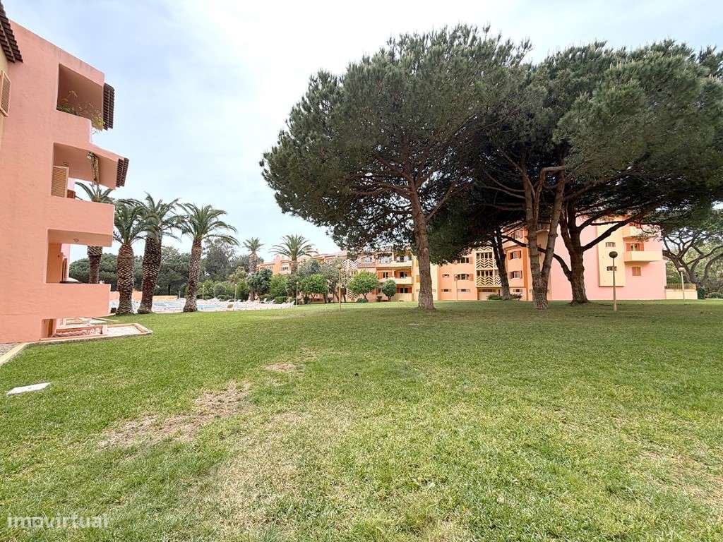 Apartamento T3 com garagem e piscina a venda em Cascais-31