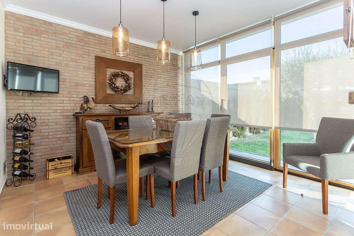 Moradia T4 para venda-18