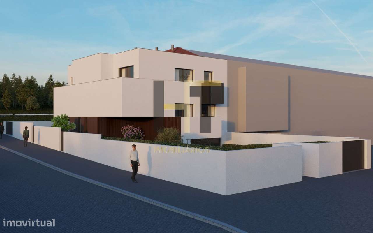 Moradia T3 | 235m² de Logradouro + Possibilidade de Piscina | Varanda-23