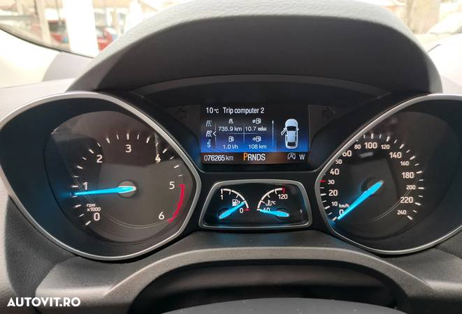 Ford Kuga 2.0 TDCi 4WD Powershift Titanium - 40