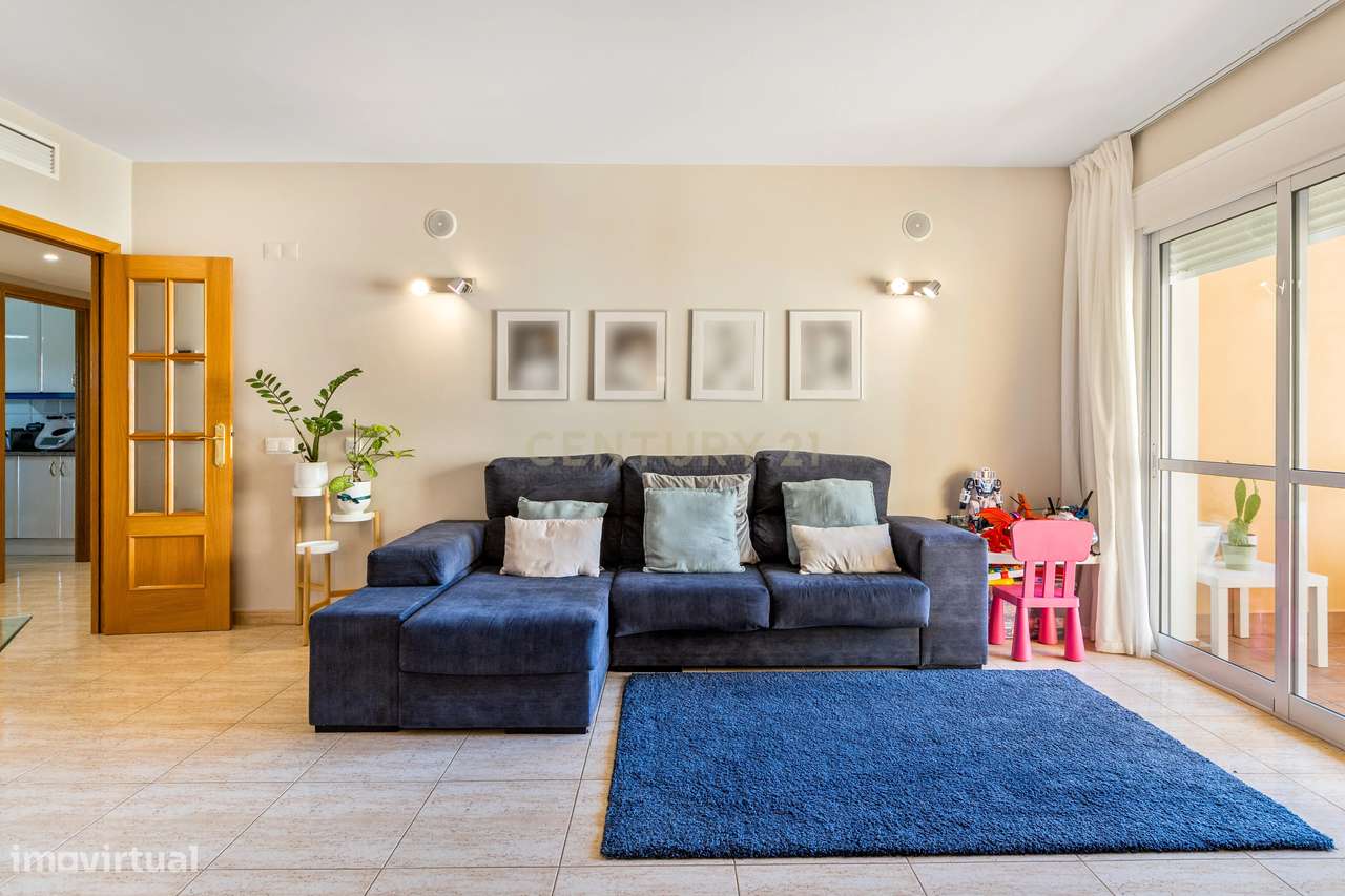 Apartamento T2, na Urbanização Al-Sakia Village, em Quarteira - Grande imagem: 4/33