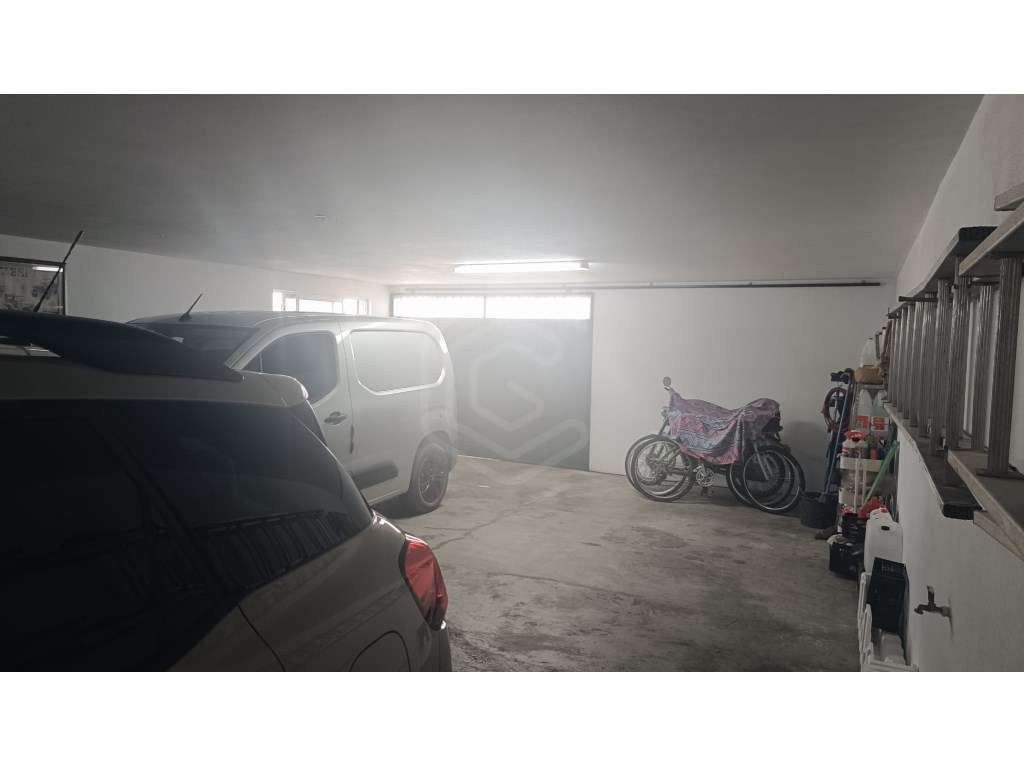 Moradia V4 com Garagem para 4 Carros, Goncinha, Loulé, Algarve-34