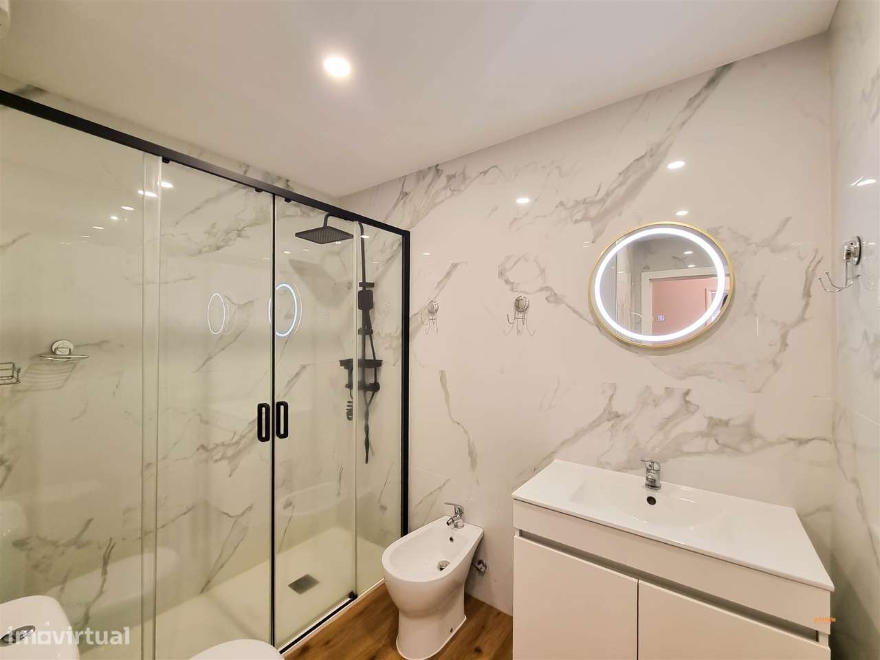 Apartamento T3 com piscina, varanda e ar condicionado-13