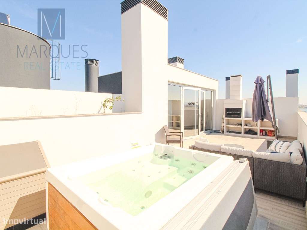 Apartamento T2+1 Duplex em condomínio fechado na Quinta da Trindade...-24