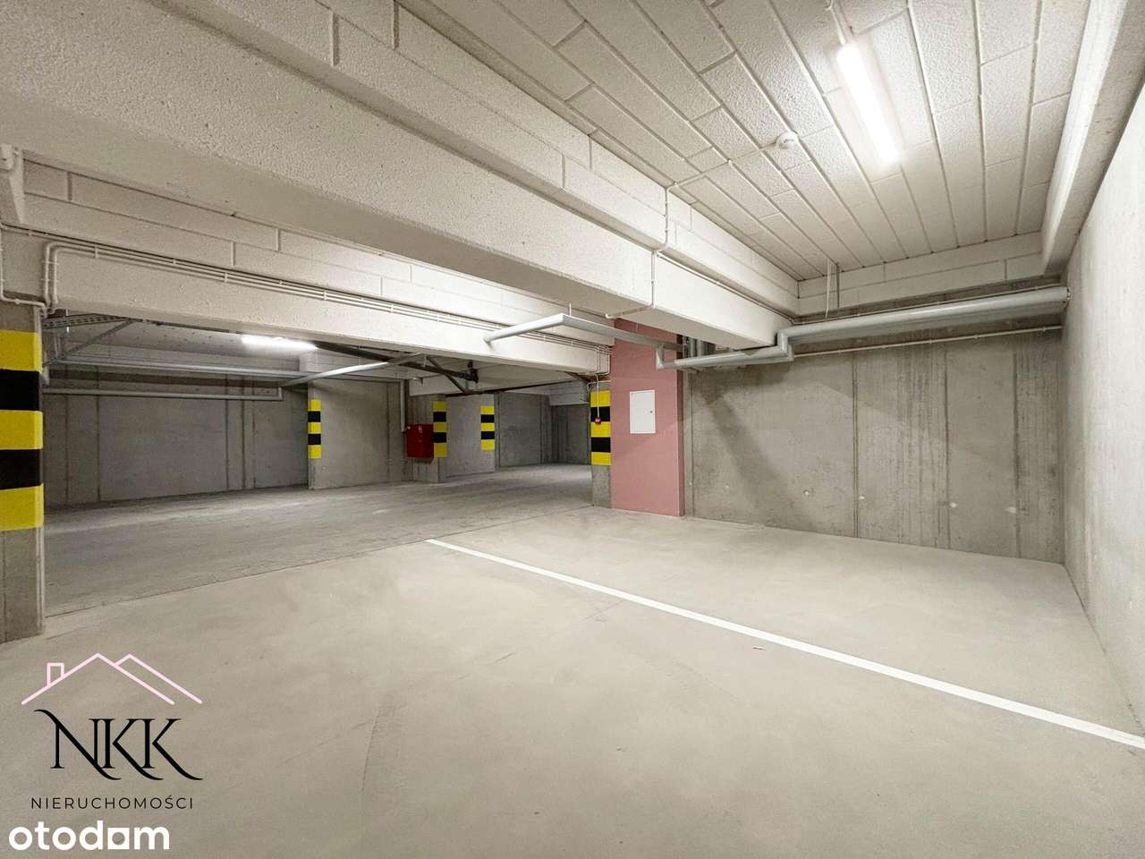 Miejsca postojowe z komórkami lok. -ścisłe centrum - Pełny obrazek: 4/8