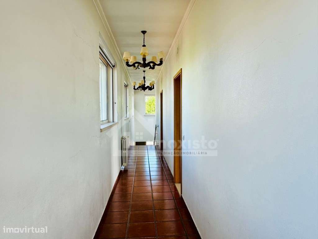Moradia T6 pronta a habitar com piscina em Lousã-10