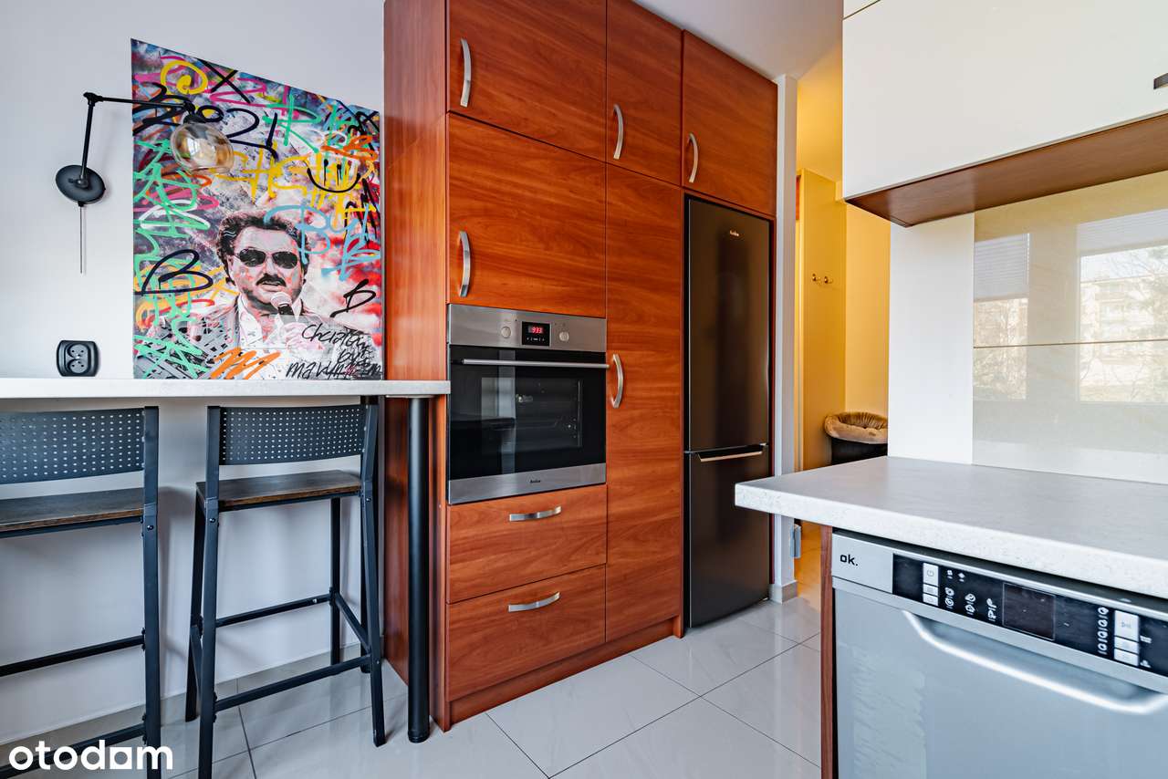 Wyjątkowe mieszkanie po remoncie  w świetnej lokalizacji !-1