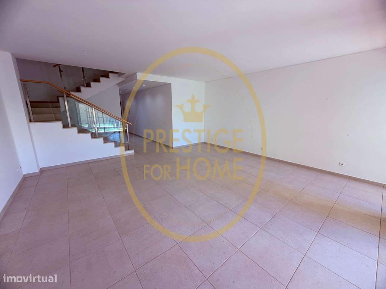 Moradia T5 com Piscina e Garagem Fechada em Condomínio Privado – Boliq-16