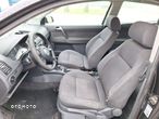 Volkswagen Polo 1.4 16V Highline - 10