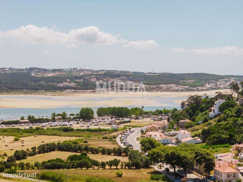 Moradia térrea T1+1 renovada com charme na Rua Direita, 35 mesmo no co-30