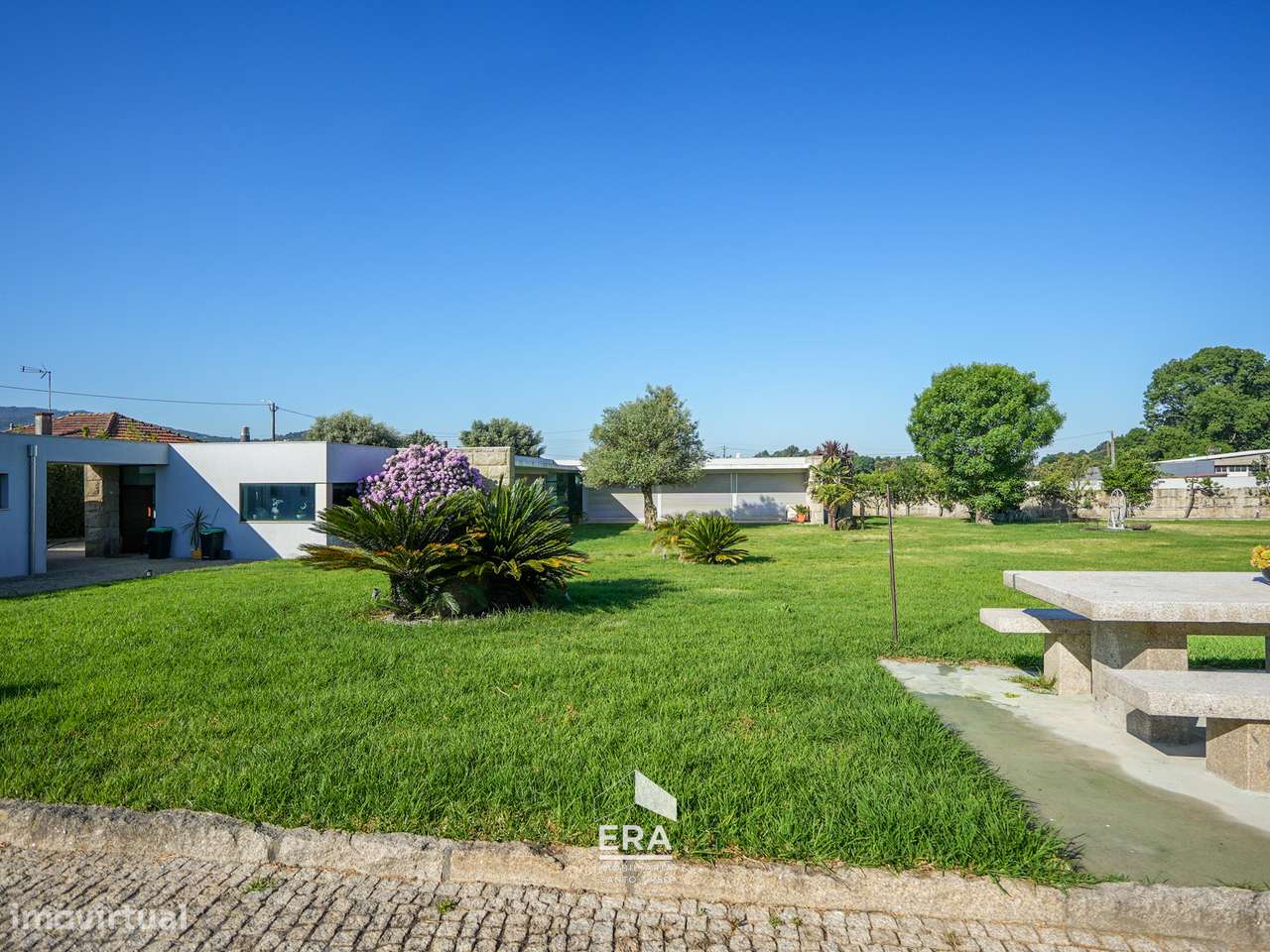 Moradia V3 em Vila Nova de Famalicão-46