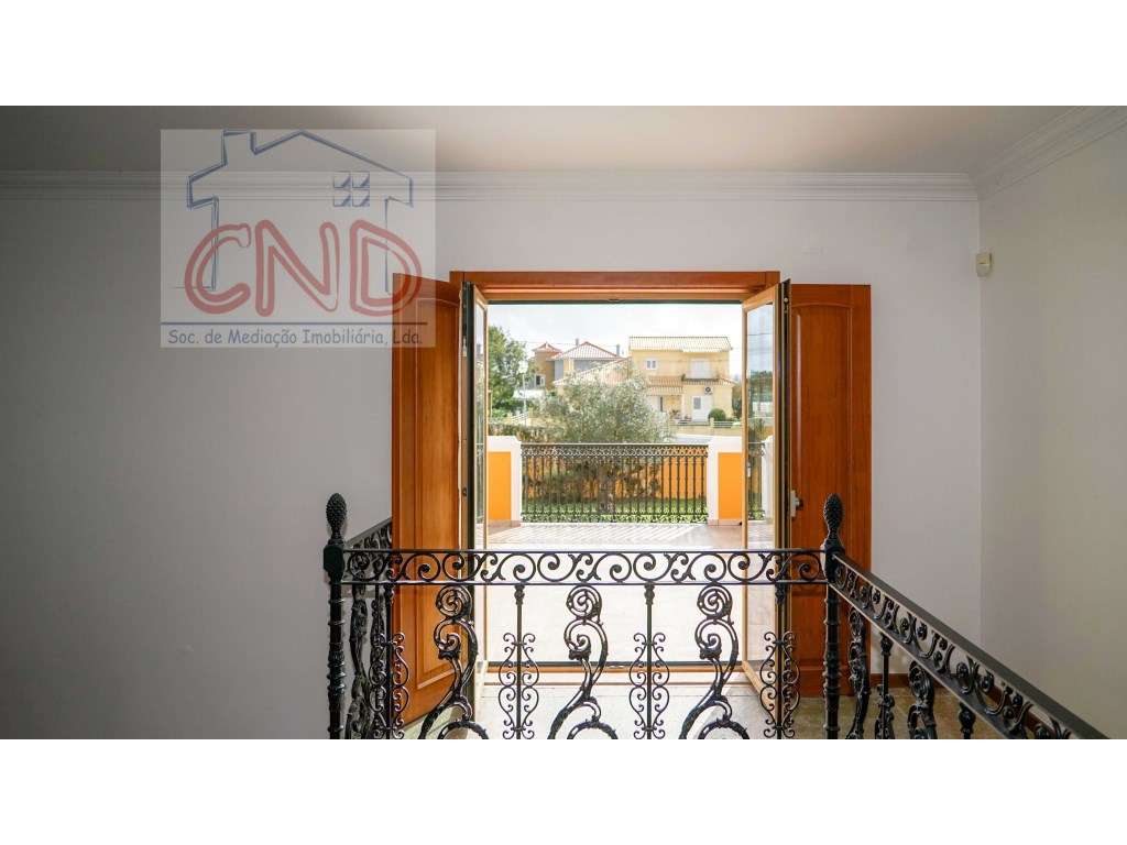 MAFRA - QUINTA, Moradia Arquitetura Tradicional Portuguesa com pisc...-13