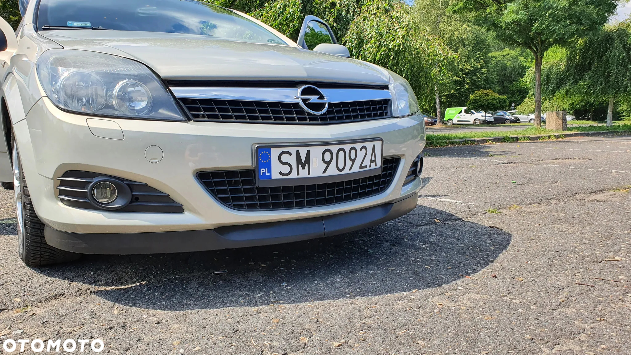 Opel Astra III GTC 1.6 Cosmo - 7