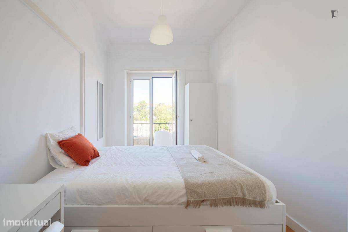 Quarto - localizado em Entrecampos Lisbon - Grande imagem: 2/32