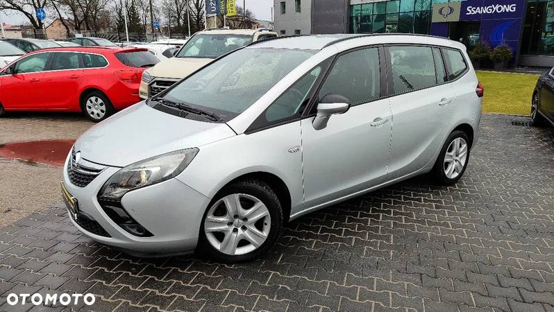 Opel Zafira 1.4 Turbo (ecoFLEX) Start/Stop Business Edition - 2