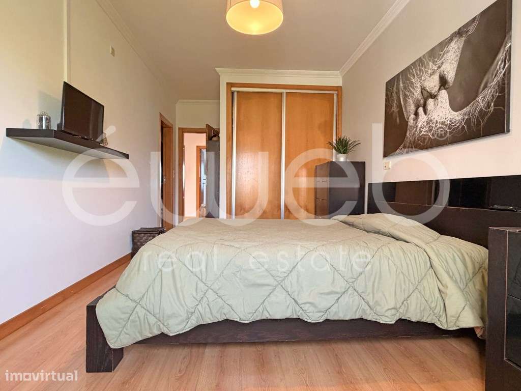 Apartamento T3 com Garagem e Arrecadação, em Aires-29