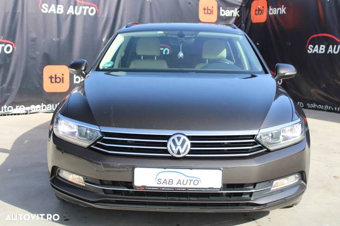 Volkswagen Passat 2.0 TDI DSG Comfortline - 3