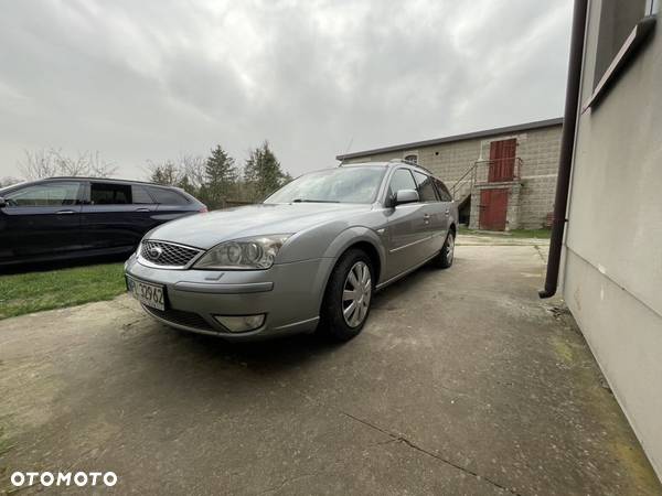 Ford Mondeo - 4