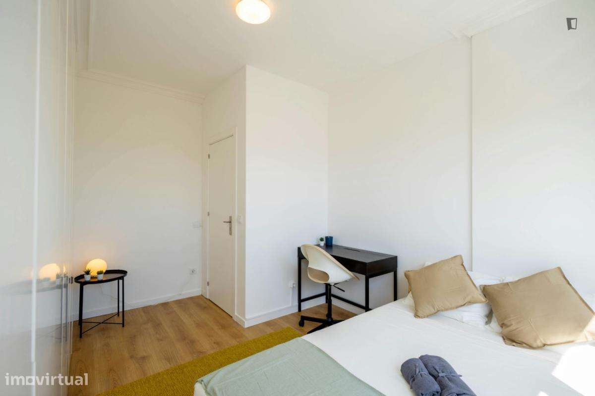 Quarto - localizado em Olaias Lisbon - Grande imagem: 3/9