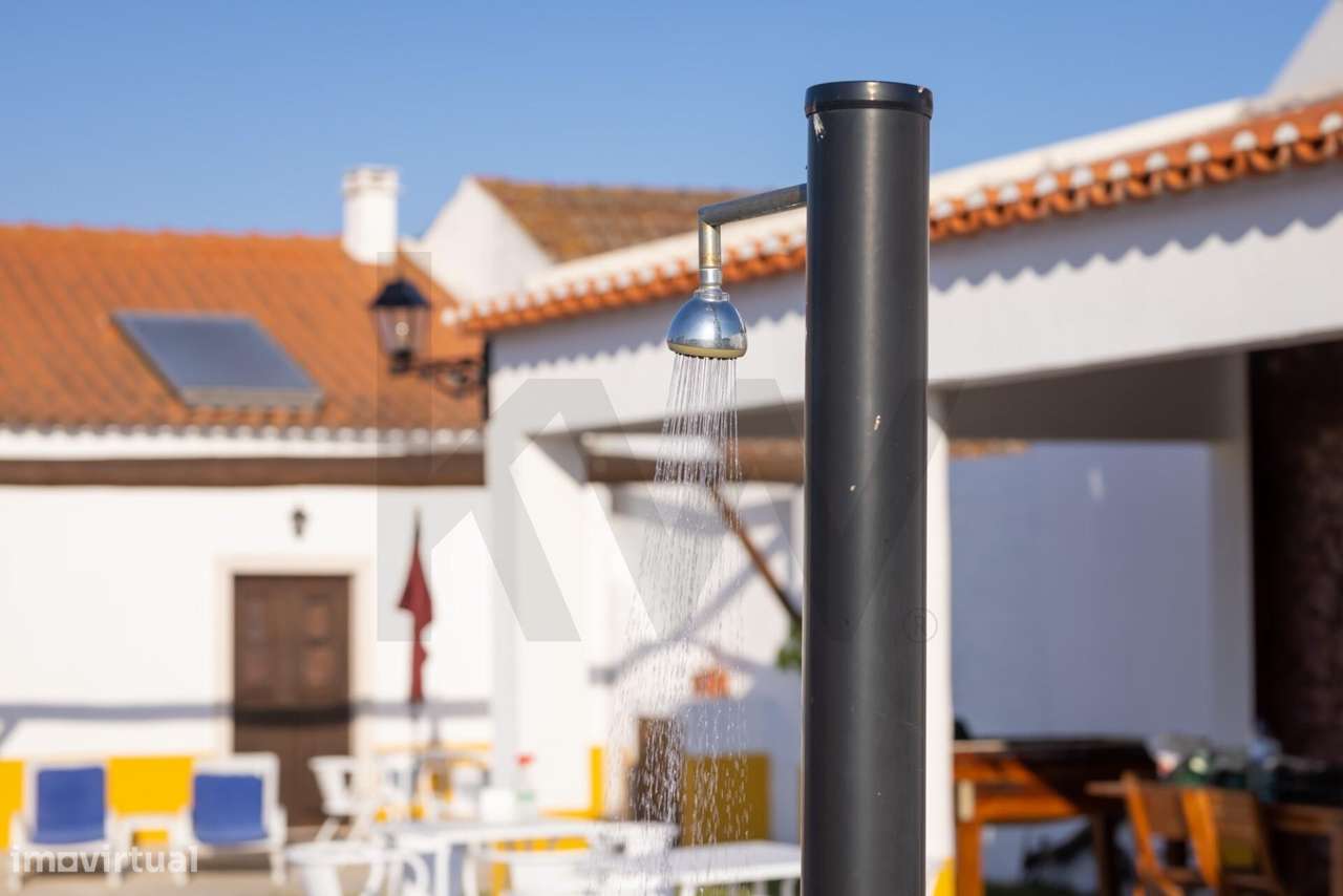 Moradia T-0 com piscina, estacionamento, Condomínio Casas Sopé da Serr-24