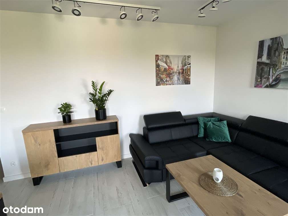 Luksusowy apartament z 2 komórkami i 2 garażami, Ogrody Królowej Bony-1