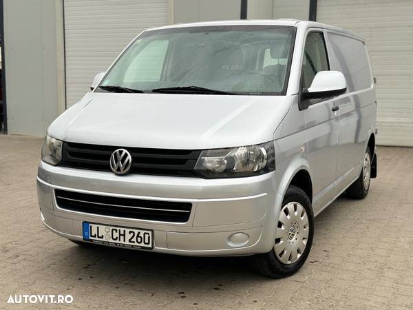 Volkswagen Transporter - 1