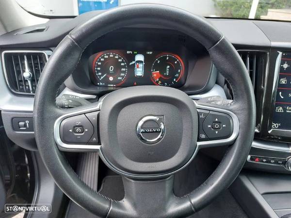 Volvo XC 60 2.0 D4 Momentum Geartronic - 7