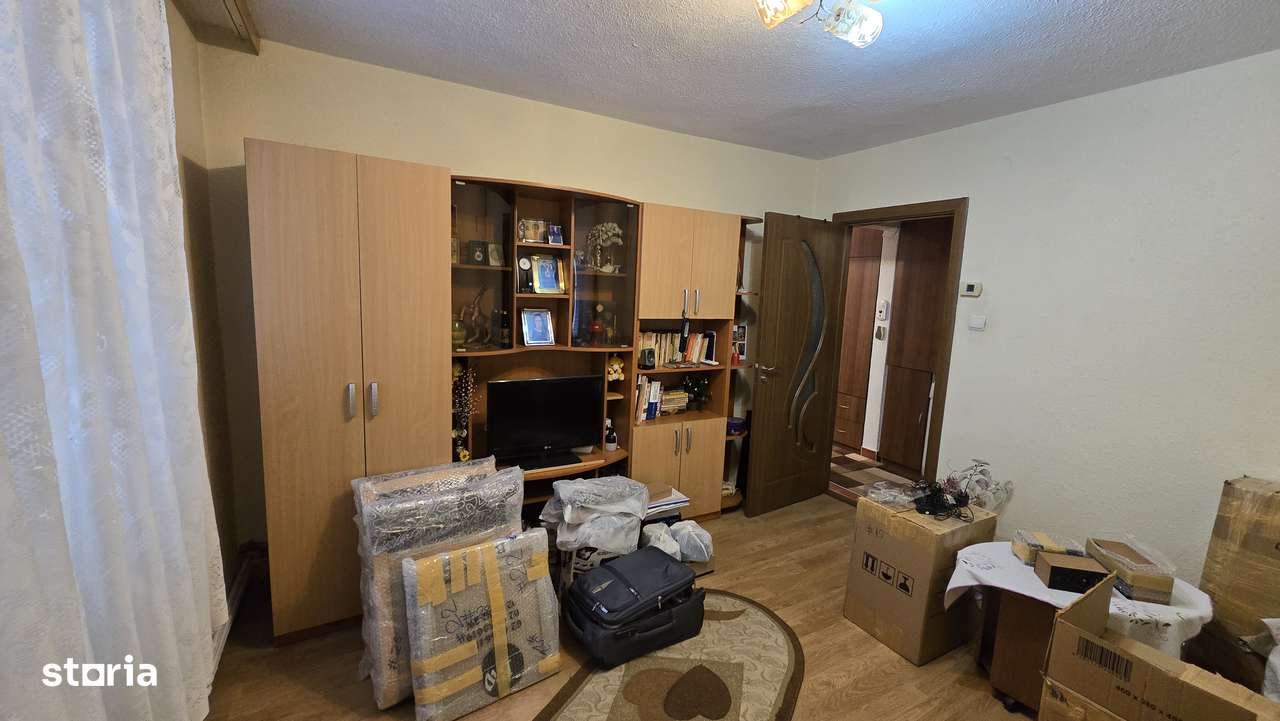 Vand apartament 3 camere sd Str Smirodava-2