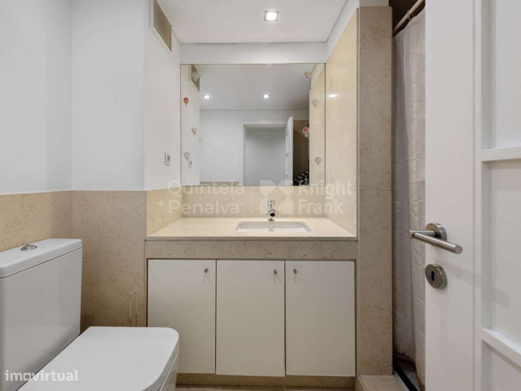 Apartamento T4 em condomínio de luxo privado na Lapa-19