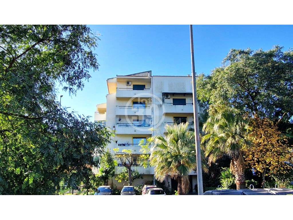 Apartamento com 2 quartos vendido em sistema de propostas múltiplas.-23