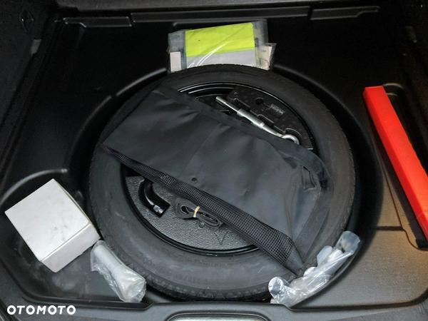 Volvo V60 D2 Geartronic Momentum - 29