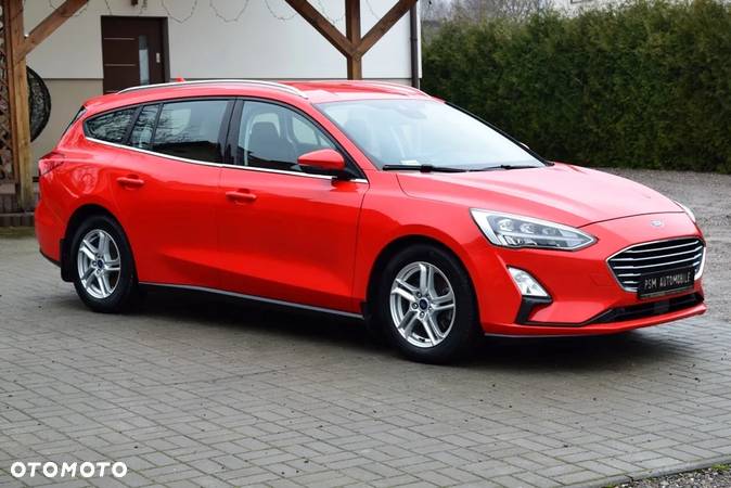 Ford Focus 1.5 TDCi SYNC Edition - 6